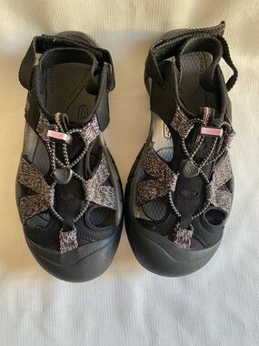 Keen Black and Gray Women's Sport Sandals